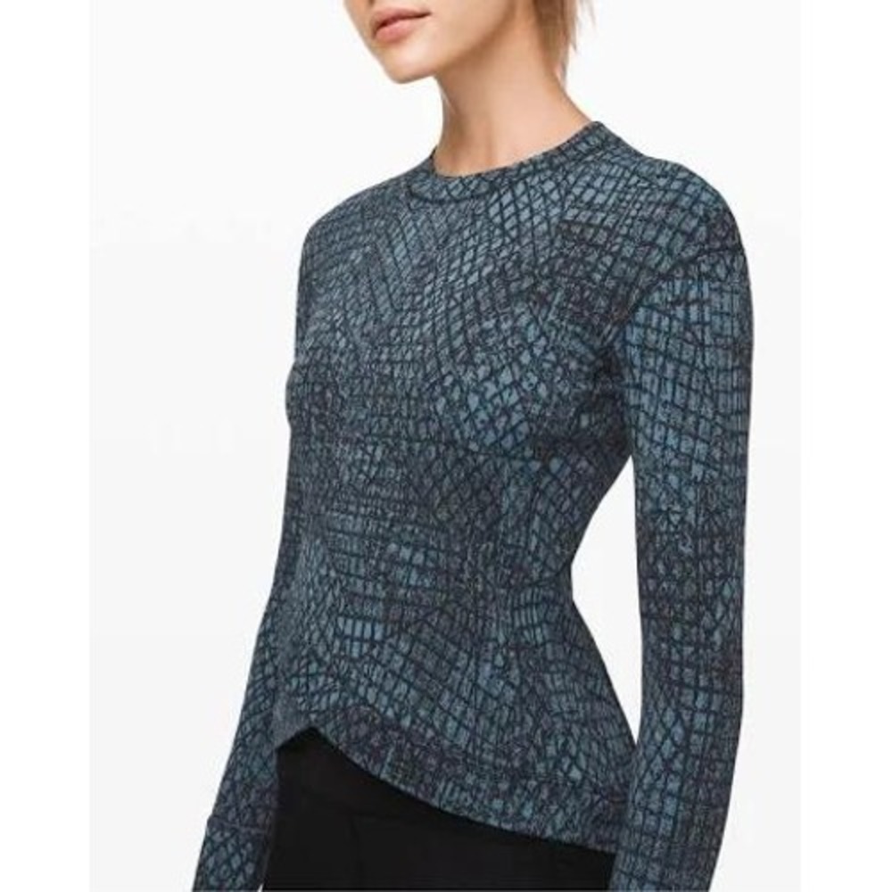 Lululemon Close To Crossing Long Sleeve Shirt Tectonic Jacquard Womens‎ L